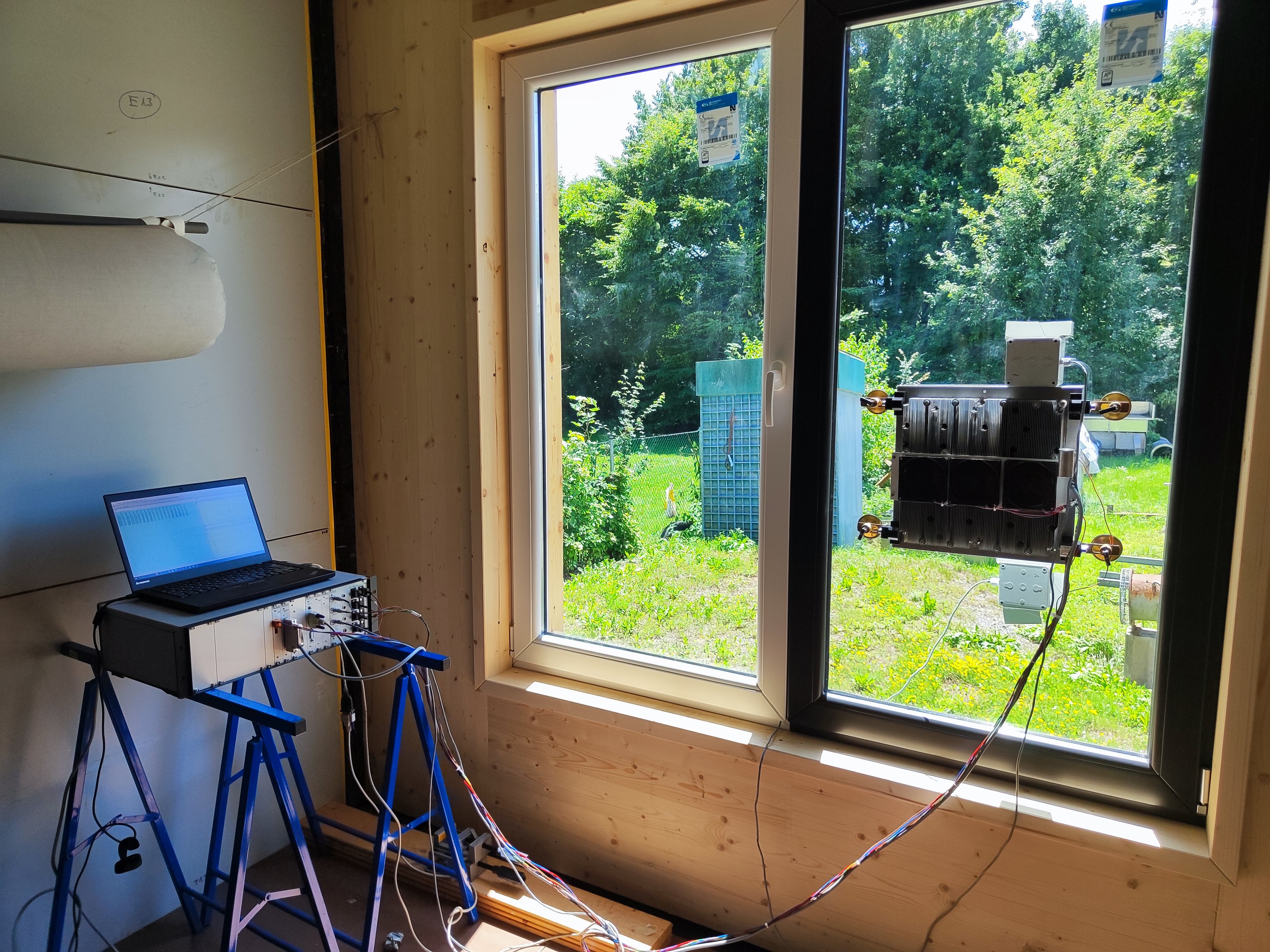 On-site evaluation of the dynamic g-value/u-value performance and elaboration of simulation verification data