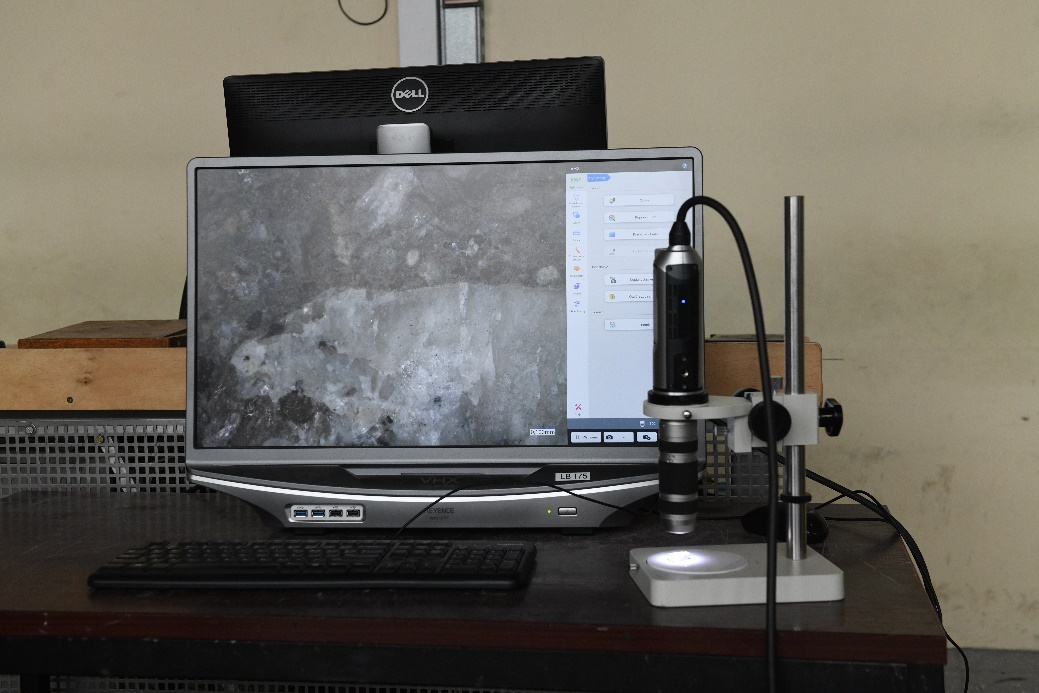 Optical (digital) microscope